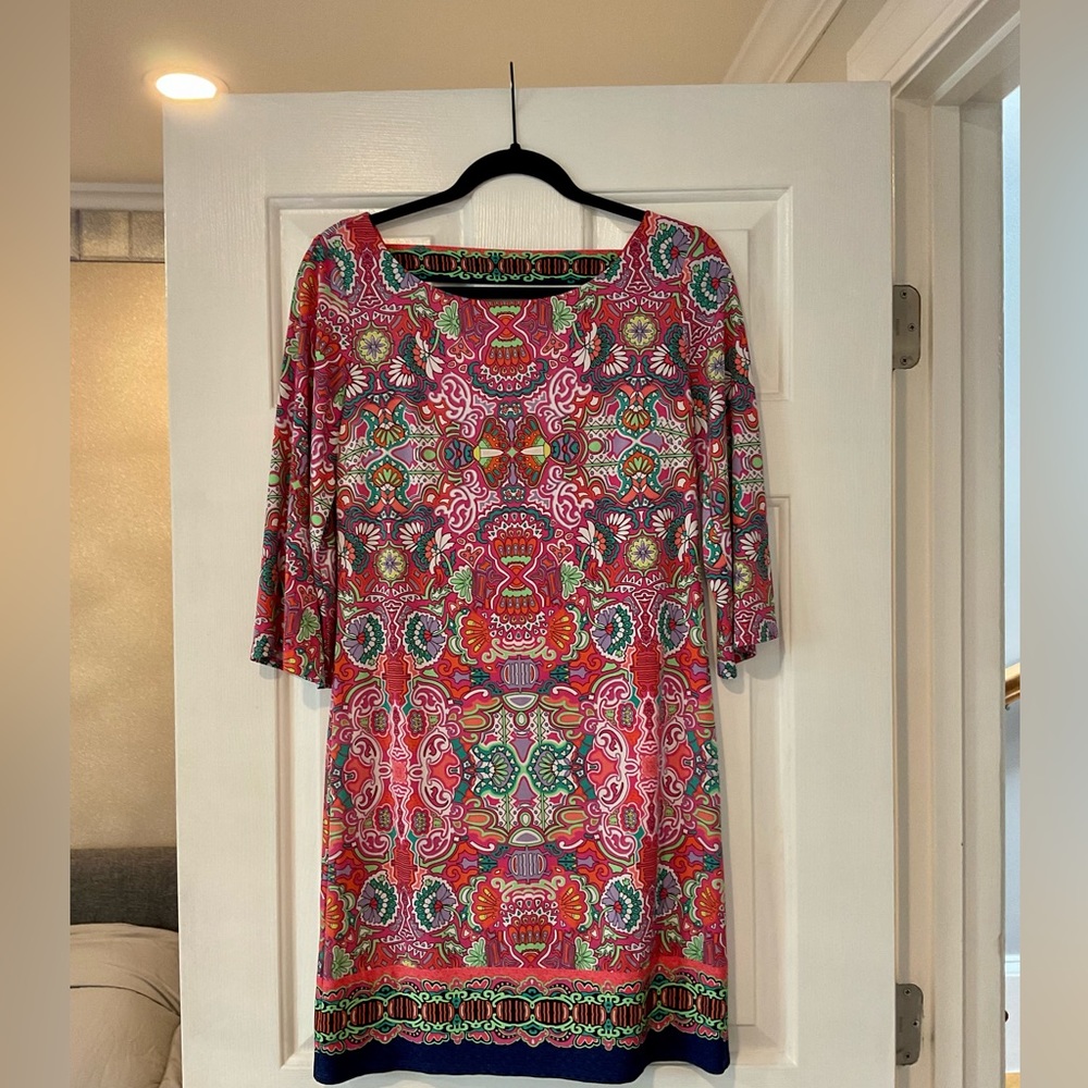 Printed shift dress
